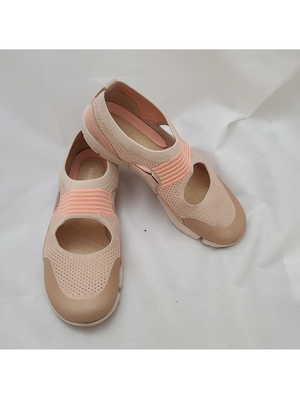 Clarks Trigenic Cut-Out Slip-On Shoes Size 9.5 Tri Tone Peachy Pink Multi